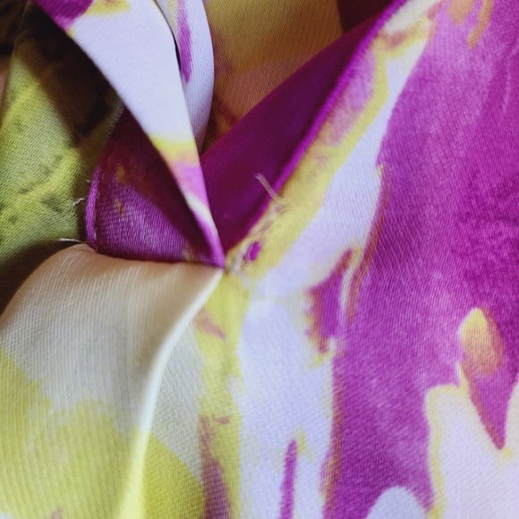 Worthington Women's Long Sleeve VNeck Spring Purple Yellow Floral Blouse Plus 3X - Picture 7 of 7